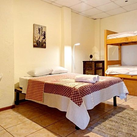 Eco Hotel Puerto Urbano 436 San Jose  Bagian luar foto